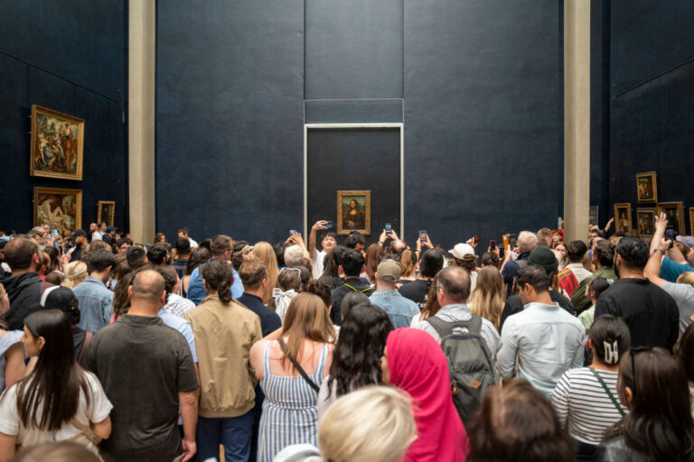 ✅ France to Charge Non-Europeans $10 Tax to See the Mona Lisa France to Charge Non-Europeans $10 Tax to See the Mona Lisa